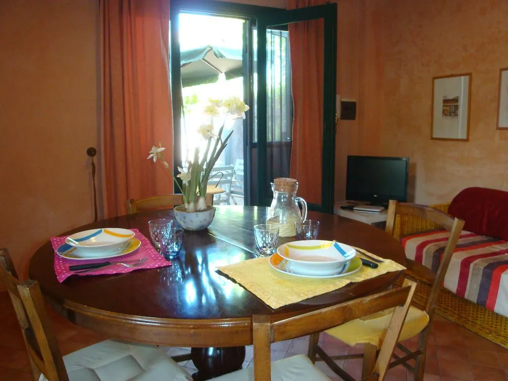 Case Vacanze Fossanave Santa Tecla Italien